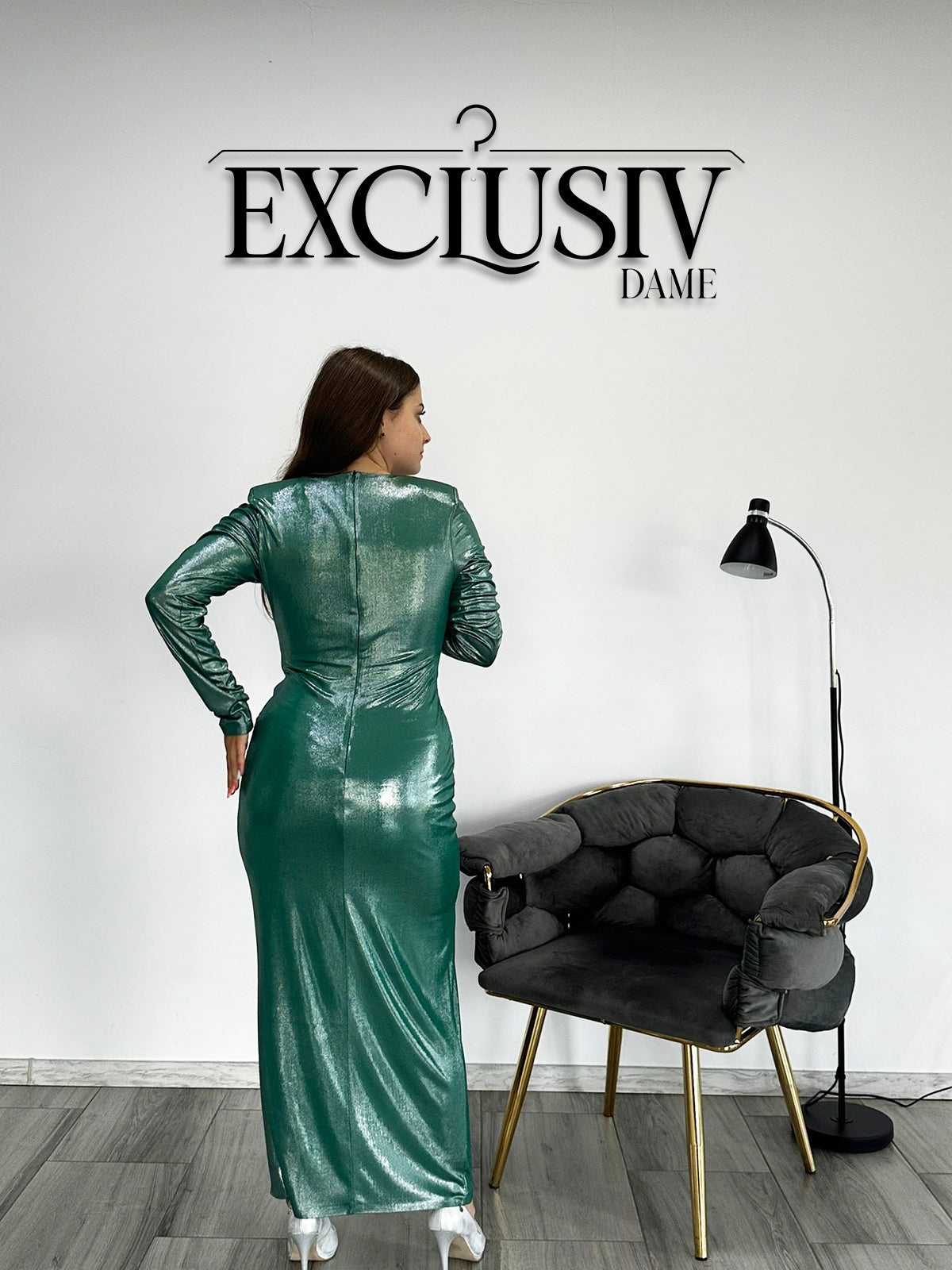 Rochie Midi „Sclipiri Cosmice” cu Design Metalic pe Verde